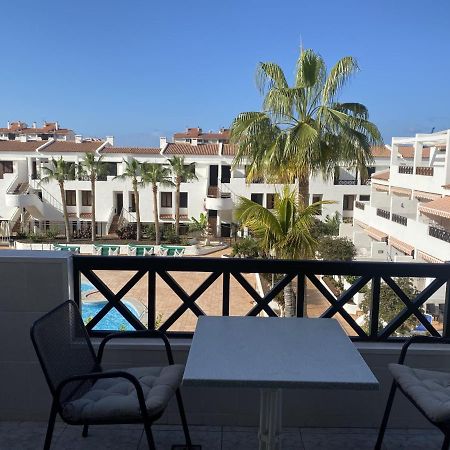 ארונה Victoria Court Apartment 13A2 מראה חיצוני תמונה