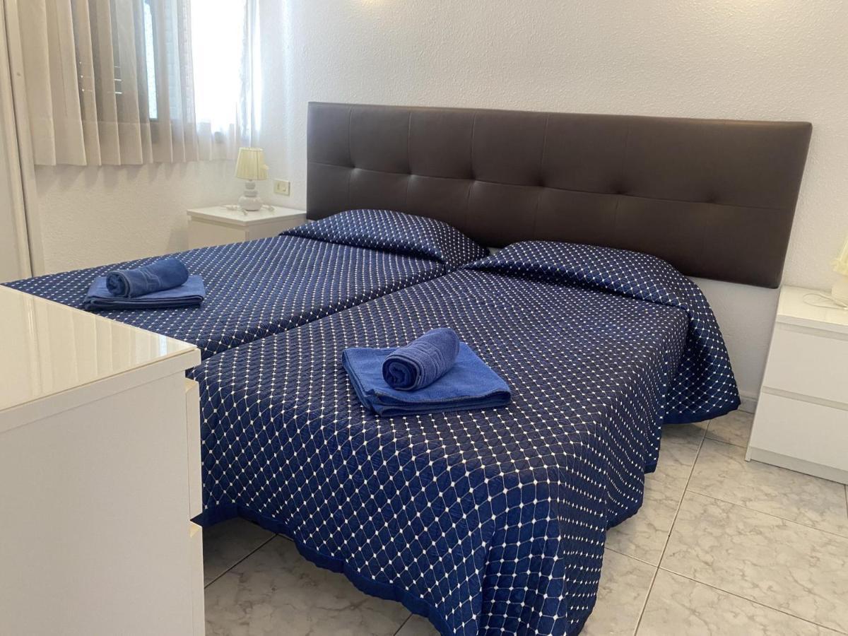 ארונה Victoria Court Apartment 13A2 מראה חיצוני תמונה