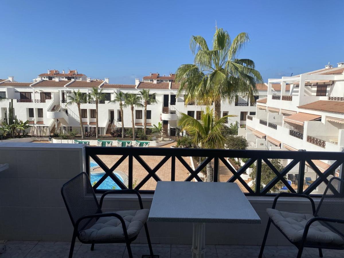 ארונה Victoria Court Apartment 13A2 מראה חיצוני תמונה